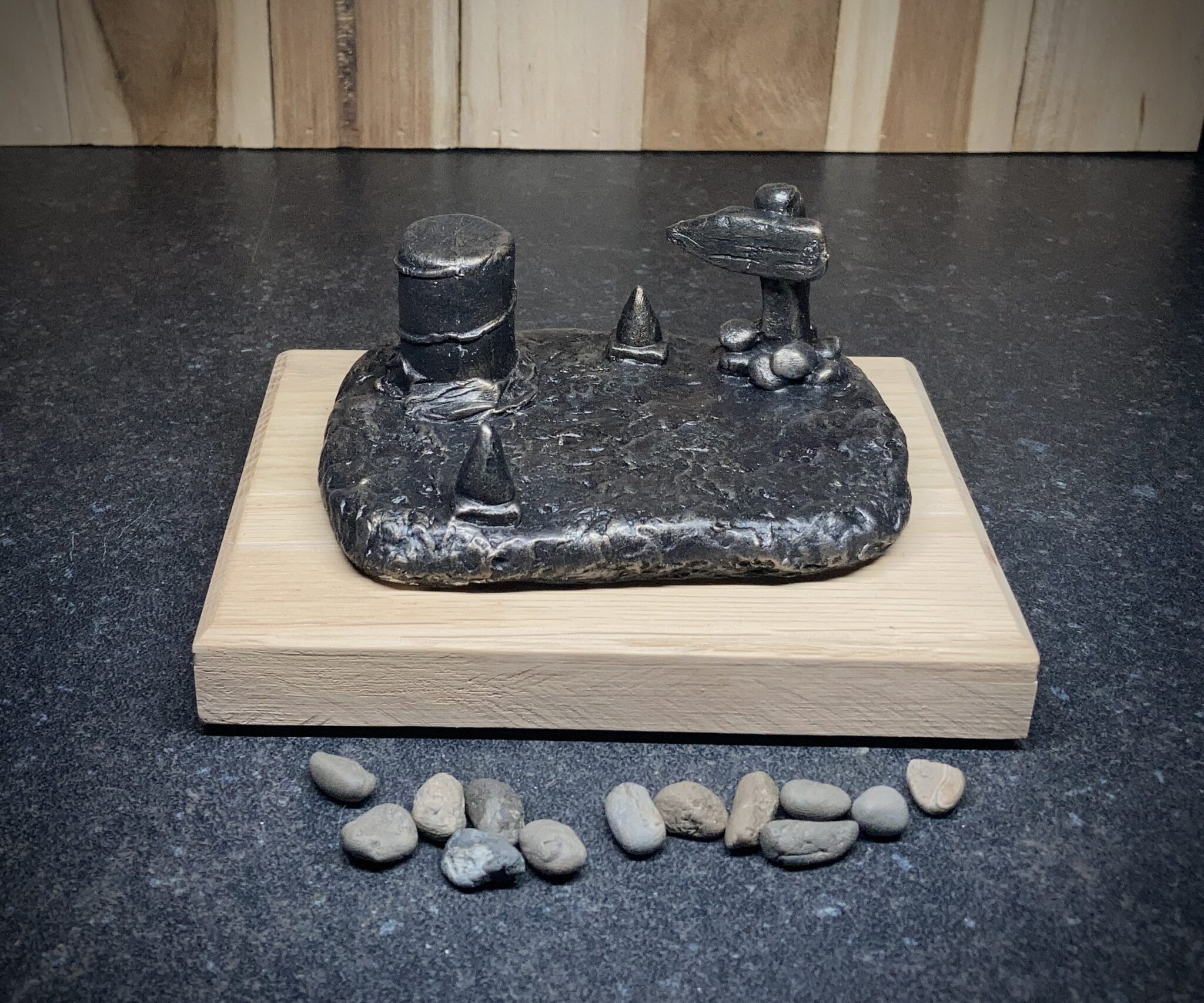 Hooper sculpture ton